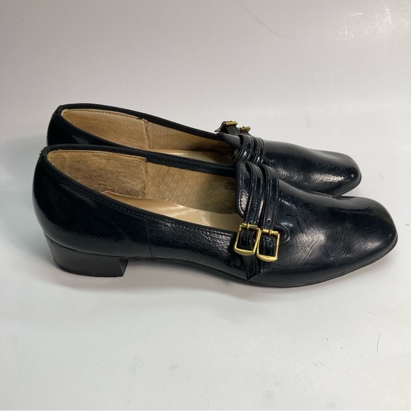 Vintage Linda’s Two Buckle Black Shoes SZ 7.5 with 1 inch Heel - Picture 15 of 16